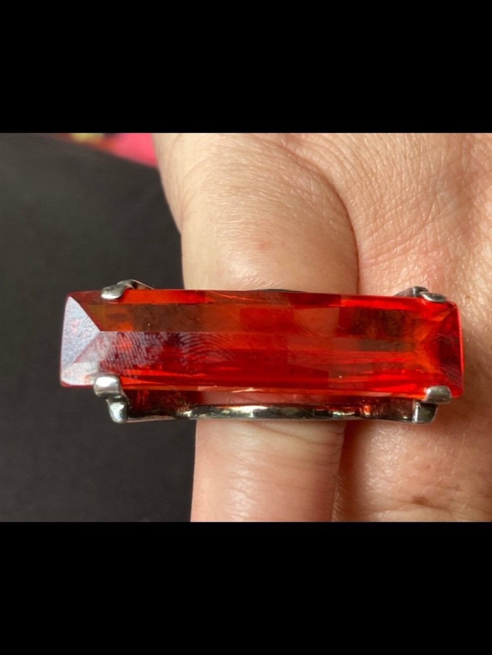 Stunning Vintage Sterling Silver Ring W/ Gemstone